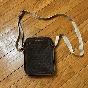 Michael Kors crossbody purse